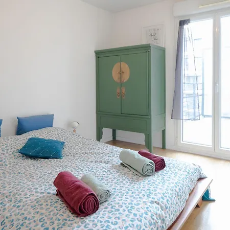 L'ethnique - T2 Neuf Avec Parking - Rer A & Paris